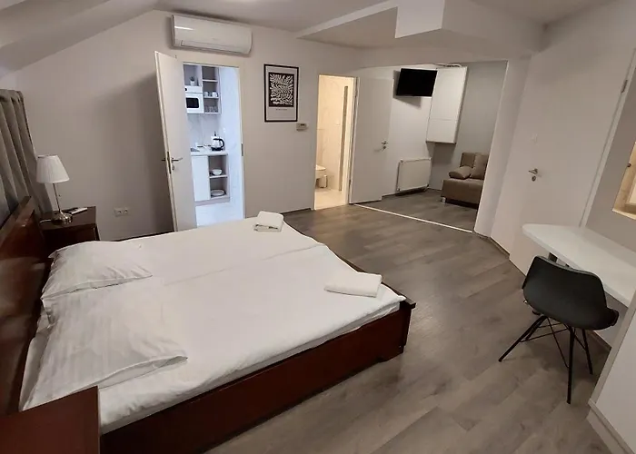 Hotel Central
