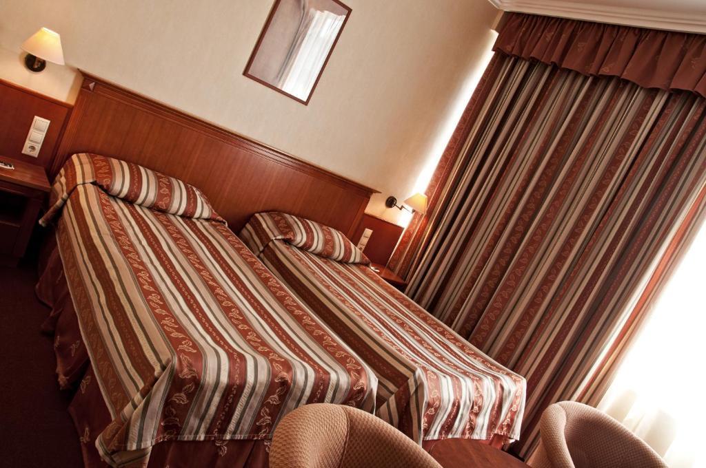 Central Hotel